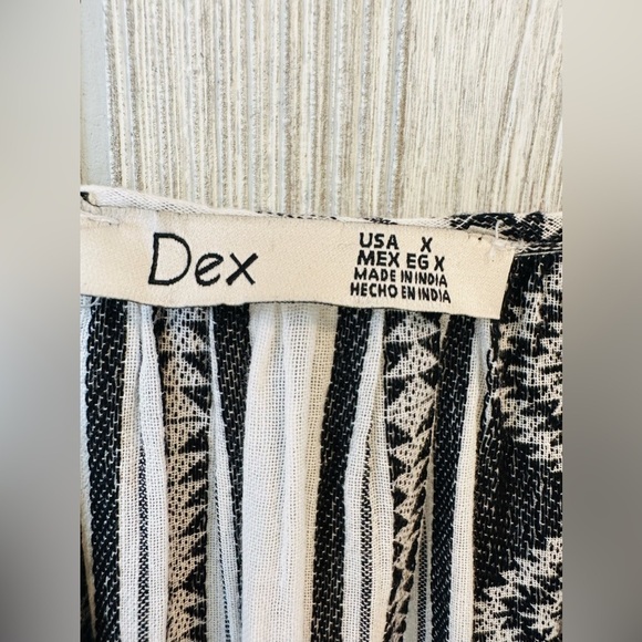 Dex Monochrome Patterned Mini Dress - Picture 11 of 13